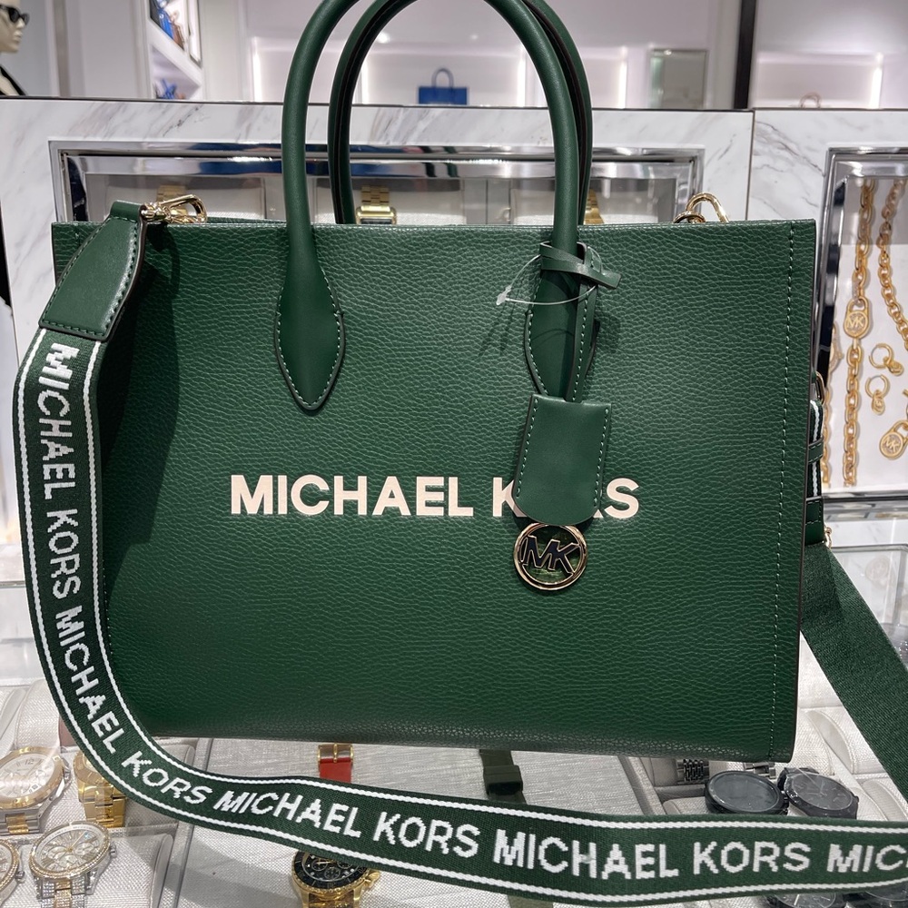 MICHAEL KORS Mirella Medium EW Pebbled Leather Tote Bag
Moss
NWT - Picture 15 of 16